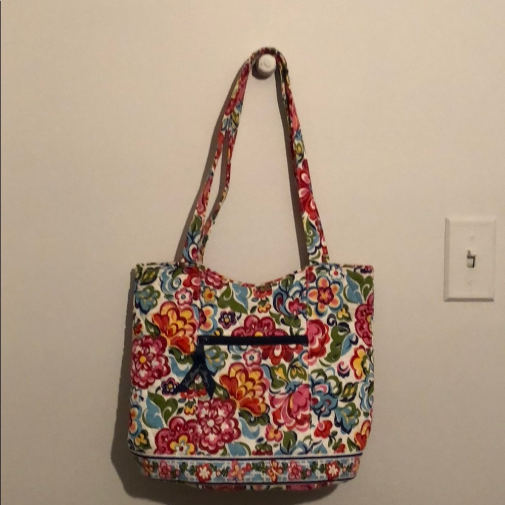 Vera Bradley Hobo -like NEW!